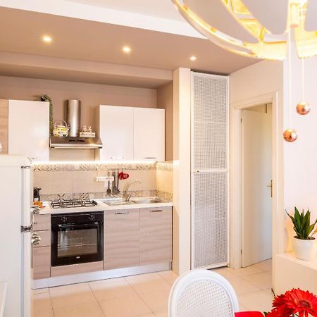 Elena Apartment - Free Secure Parking - Center - Pool - View Lake Bardolino Exterior foto