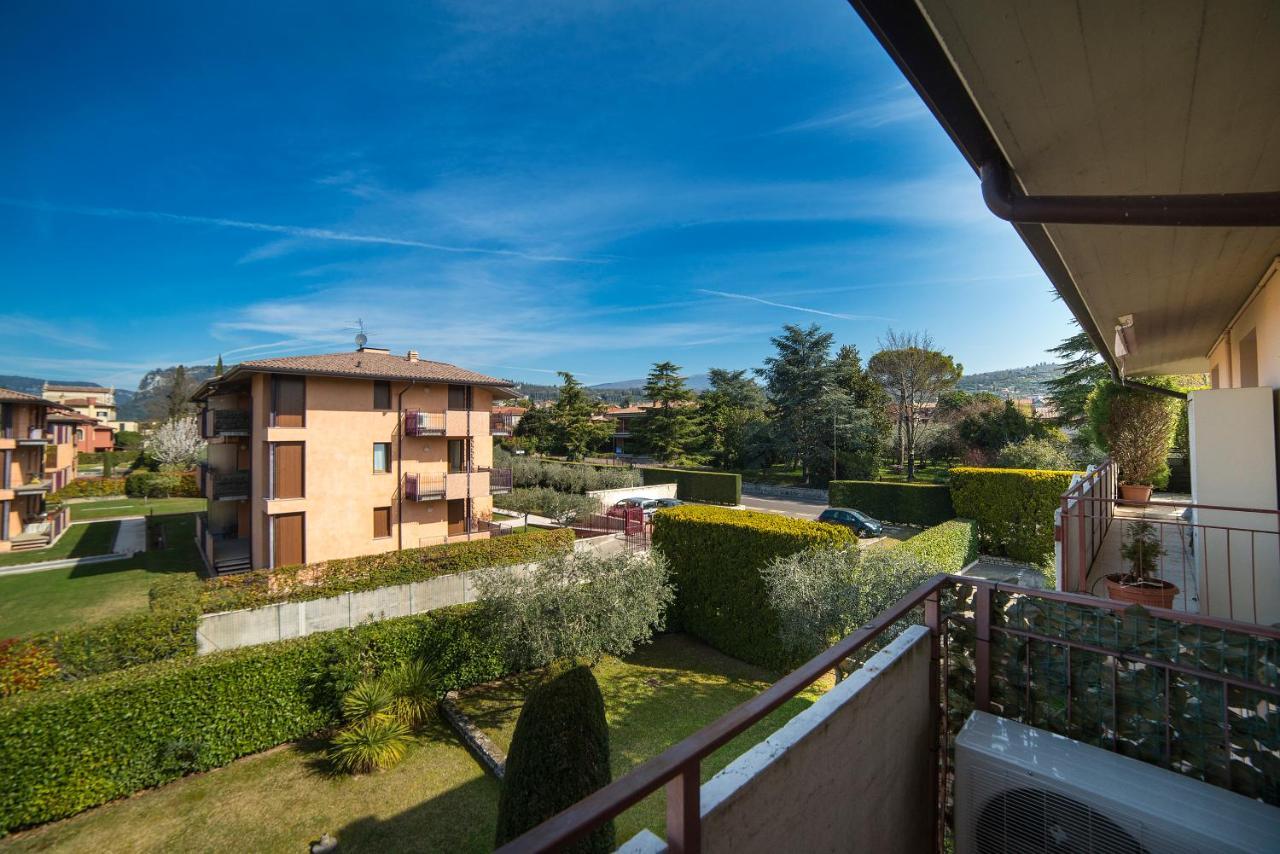 Elena Apartment - Free Secure Parking - Center - Pool - View Lake Bardolino Exterior foto